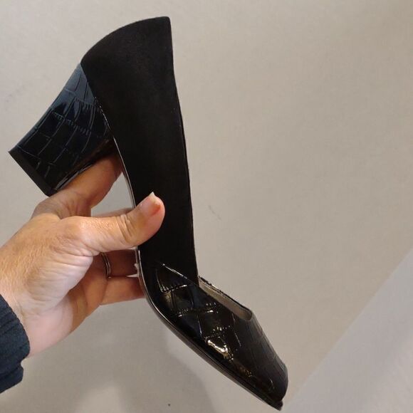 Tahari Peep Tie Heels Size 7.5 - Picture 6 of 7